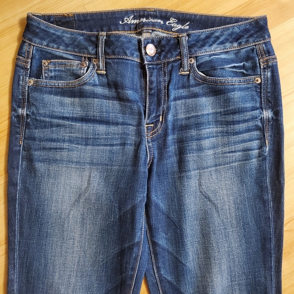 American Eagle Women's Acid Washed 👖 - Picture 3 of 8